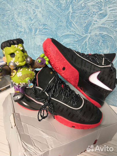 Кроссовки Nike LeBron 20 Bred