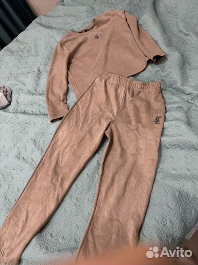 Костюм женский