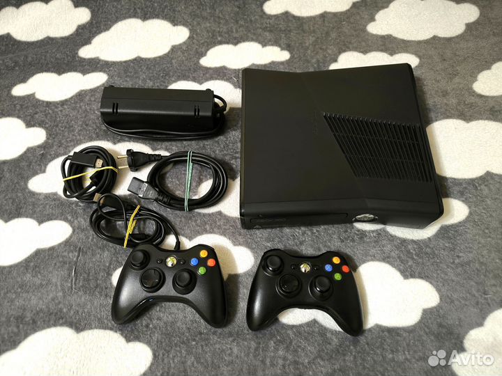 Xbox 360 Slim 250Gb Прошитая