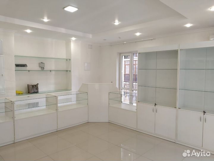 Витрины торговые