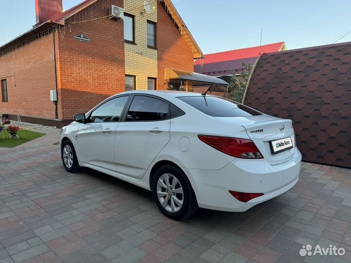 Hyundai Solaris 1.6 AT, 2015, 115 000 км