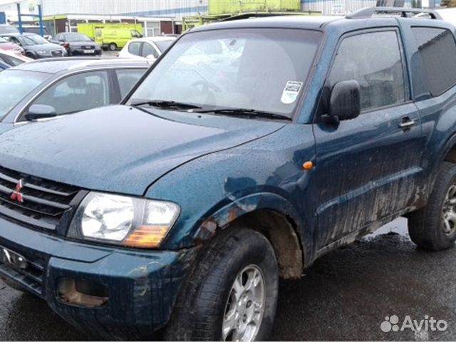 Разбор на запчасти Mitsubishi Pajero / Montero 200