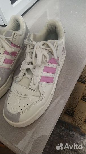 Кроссовки adidas