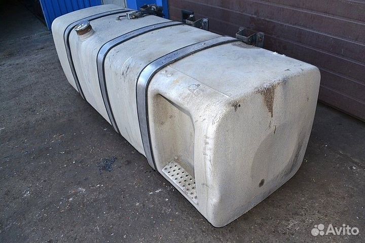 Топливный бак MAN TGA 18.440 (01.00)