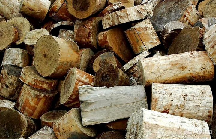 Дрова в дровник
