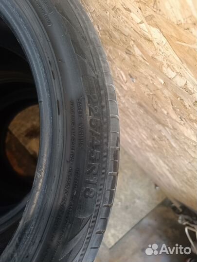Triangle TH201 225/45 R18