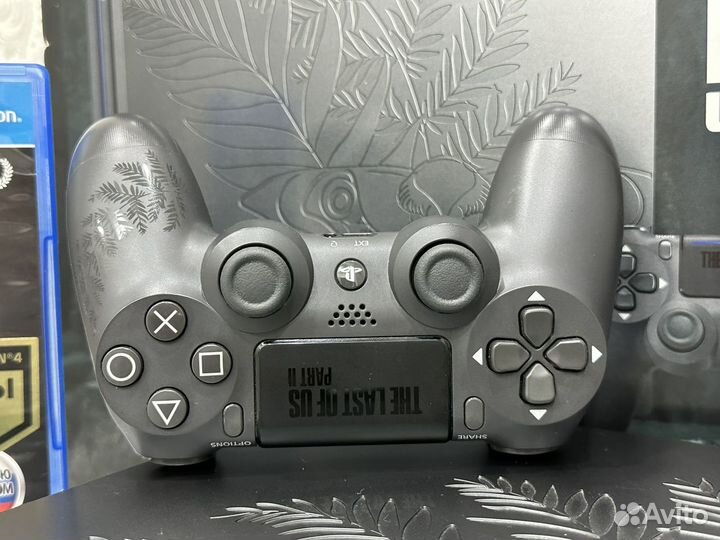Sony PS4 Pro 1Tb Лимитрованная + Игры