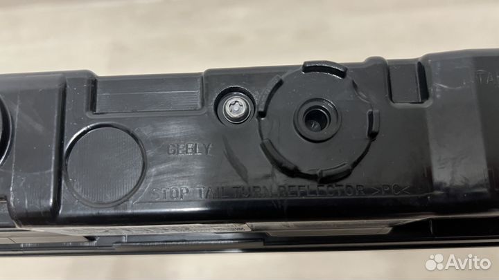 Фонарь крышки багажника задний Geely Monjaro KX11