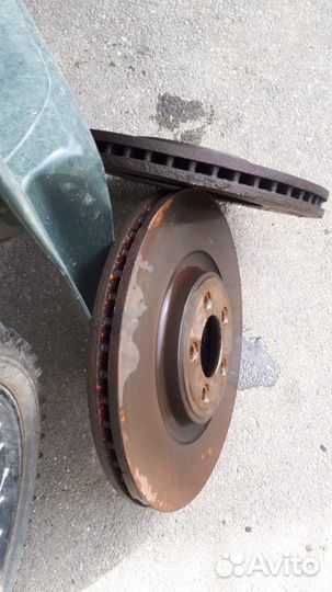 Тормозные диски и колодки на ягуар XF