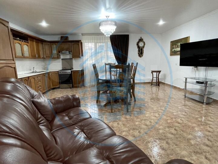 Дом 239,5 м² на участке 6 сот.