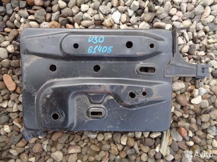 Подставка под аккумулятор Nissan Presage U30