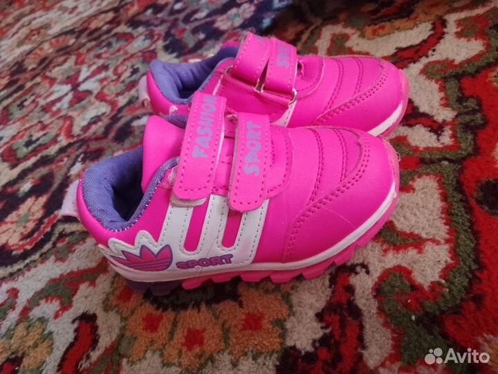 Кросовки на девочку