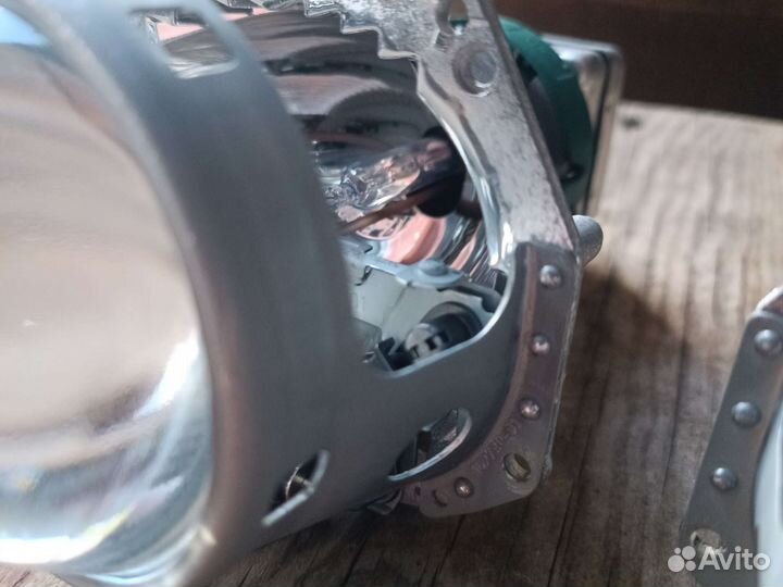 Биксеноновые линзы hella 3r с лампами