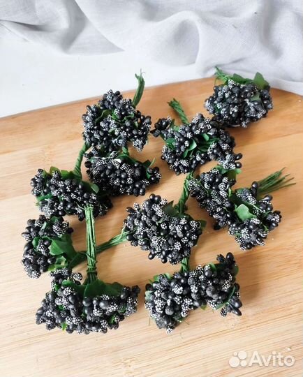 Товары для рукоделия, бутоньерки