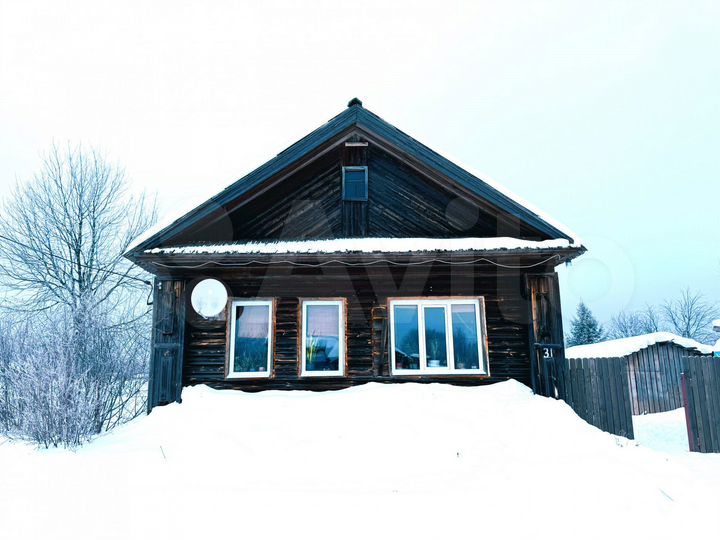 Дом 32,9 м² на участке 31,3 сот.