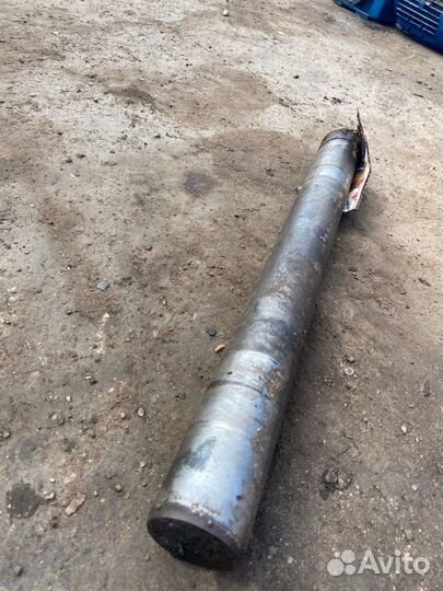 Палец крепления ковша. Hitachi Ex100Wd-2