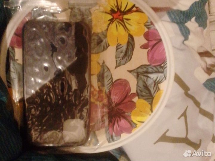 Чехол на iPhone 11