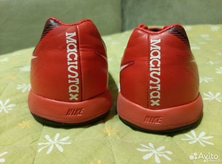 Бутсы Nike для мальчика, размер 33 (21, 5 см)