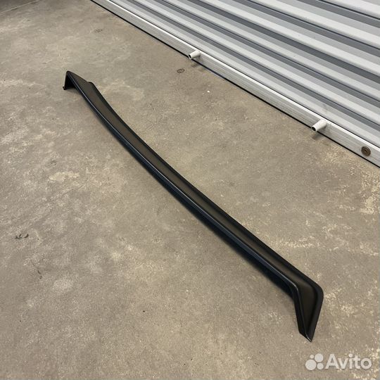 Козырёк заднего стекла 