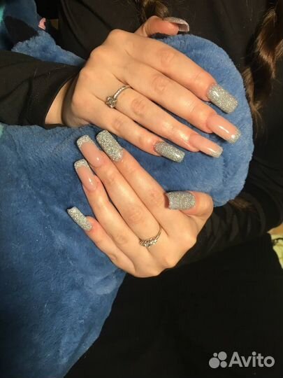 Маникюр модель