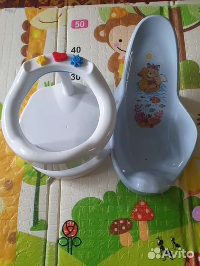 Детские стульчик, горка для купания и ванна