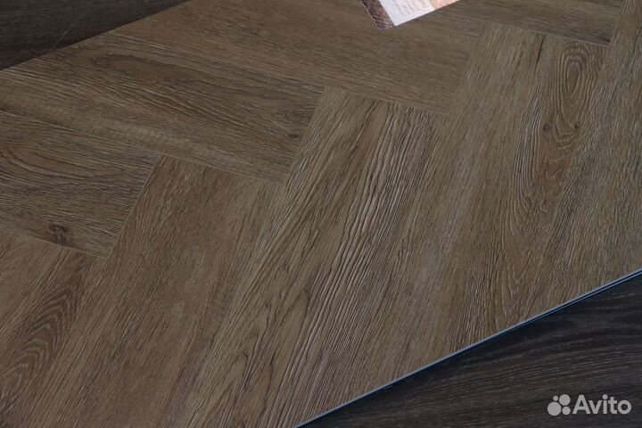 Кварцвиниловая плитка елка