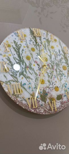 Часы настенные из эпоксидной смолы