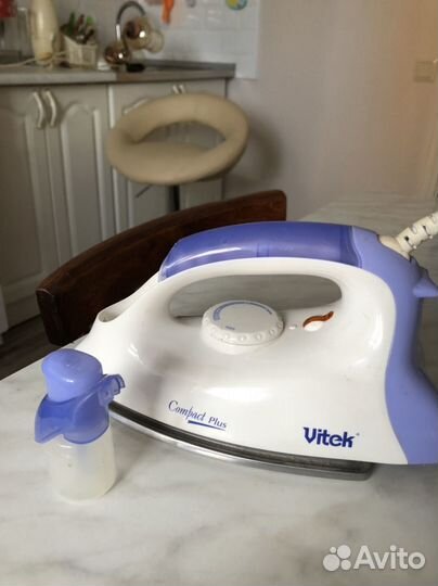 Утюг Vitek