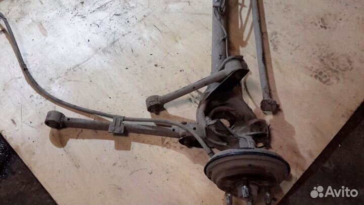 Балка задняя Ниссан Куб 10