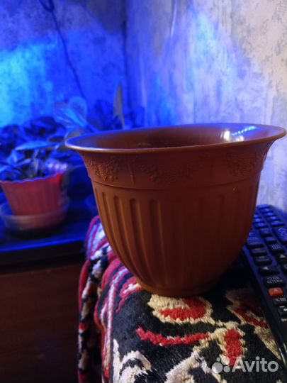 Цветочные горшки