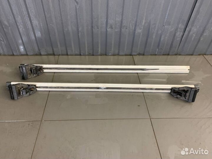 Рейлинги поперечные на крышу Toyota Rav4 б/у