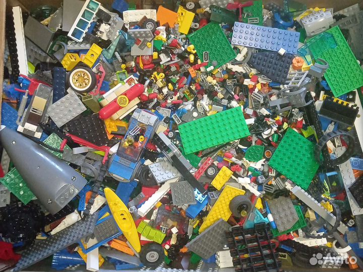 Lego оригинал и фигурки 2.1кг