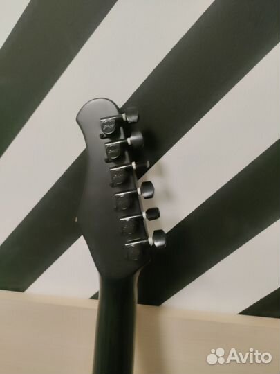 Электро гитара