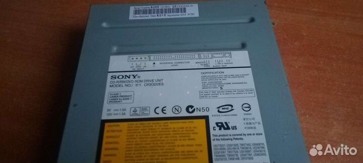 Дисковод Sony, CD-R/RW/DVD-ROM