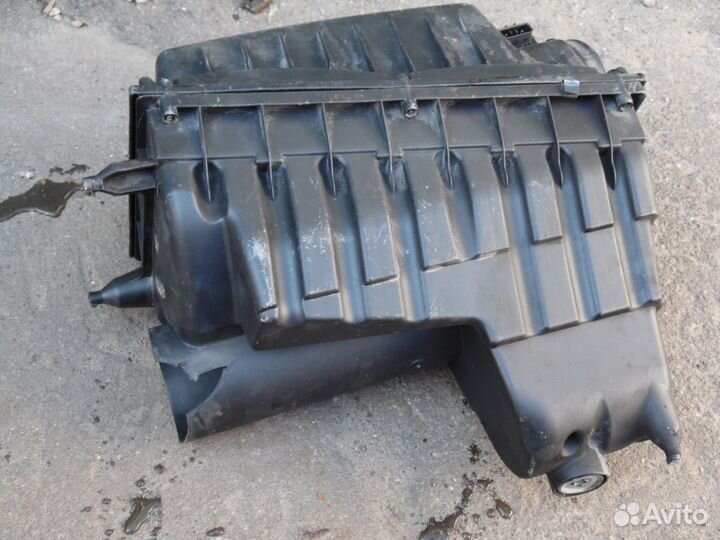 Корпус воздушного фильтра Рендж Ровер 3