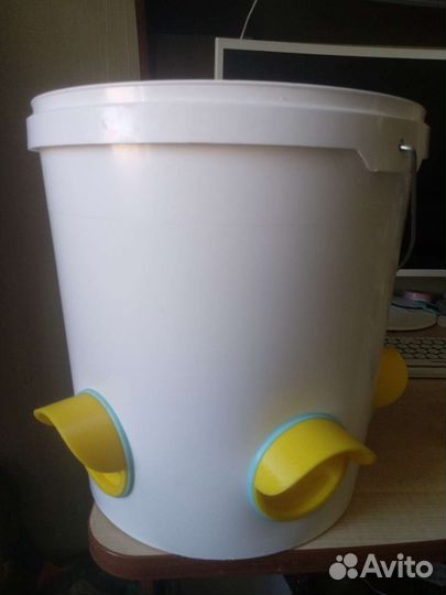 Кормушка для птиц