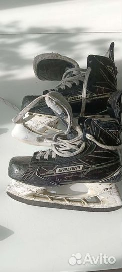 Хоккейные коньки bauer