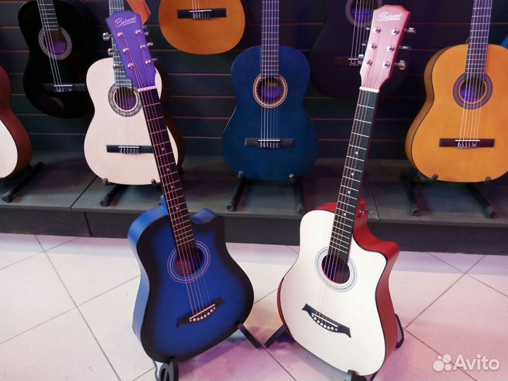 Гитара акустическая
