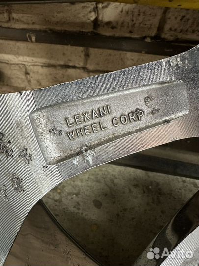 Колеса в сборе Lexus LX 570 lexani