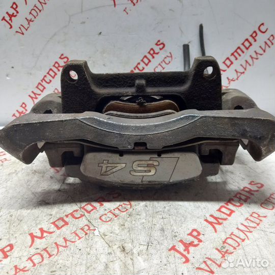 Суппорт тормозной передний левый Audi A4 B7 B7