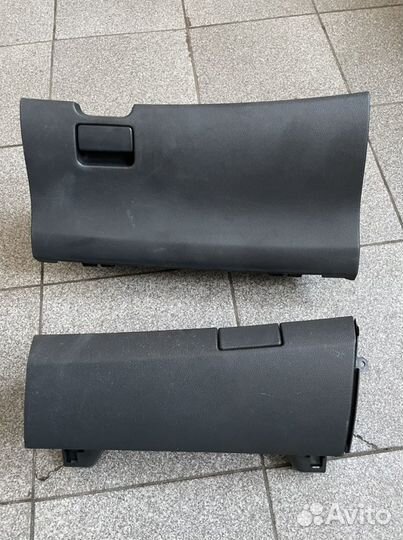 Бардачок верхний/нижний Toyota Corolla E150 2006-2