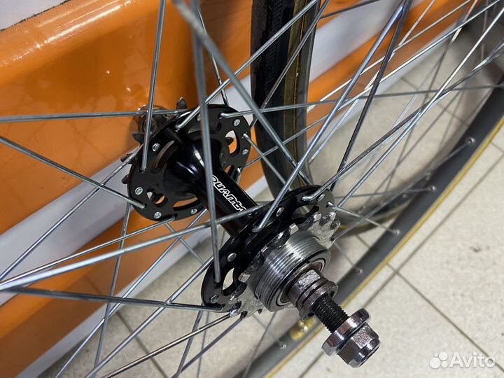 Трековые колеса на трубках 700-23