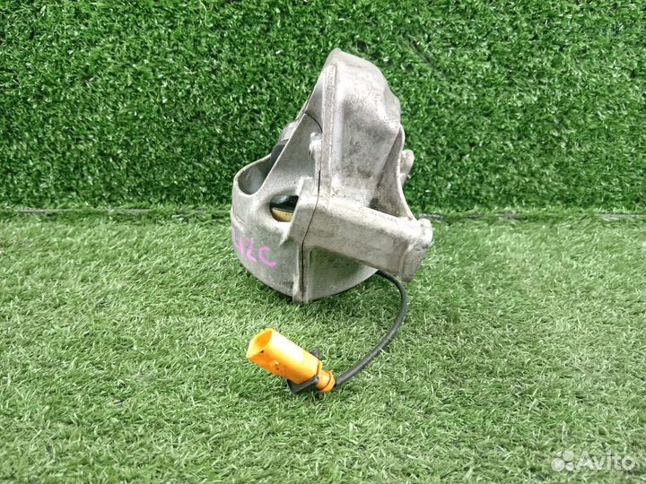 Подушка двигателя Audi A4A5 Q5 1.8-2.0 tfsi 8R0199