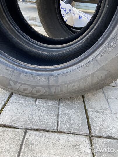 Hankook Dynapro HP2 RA33 225/65 R17 102H