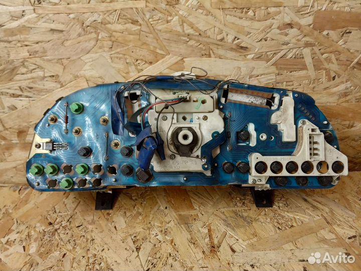 Панель приборов Opel Calibra