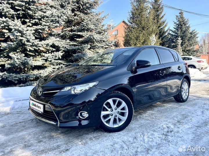 Toyota Auris 1.6 CVT, 2013, 143 900 км