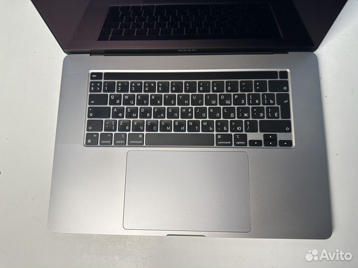 MacBook Pro 16 2019 i9, 16Gb, 1Tb (новый акб)