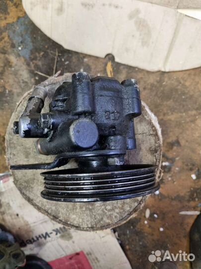 Насос гур nissan sunny