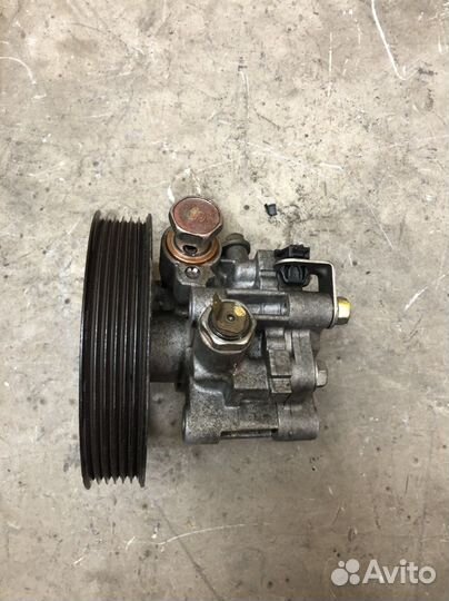 Насос гидроусилителя руля гур лансер 10 аутлендер