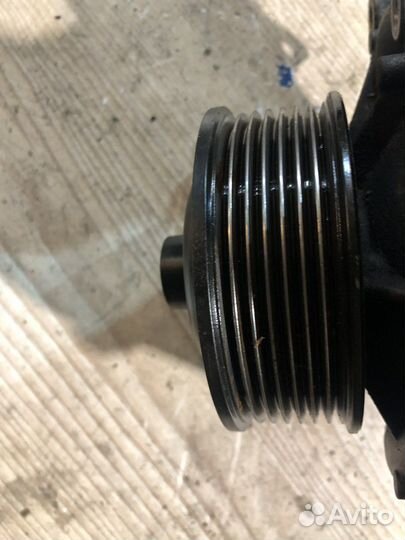 Водяной насос помпа Om642